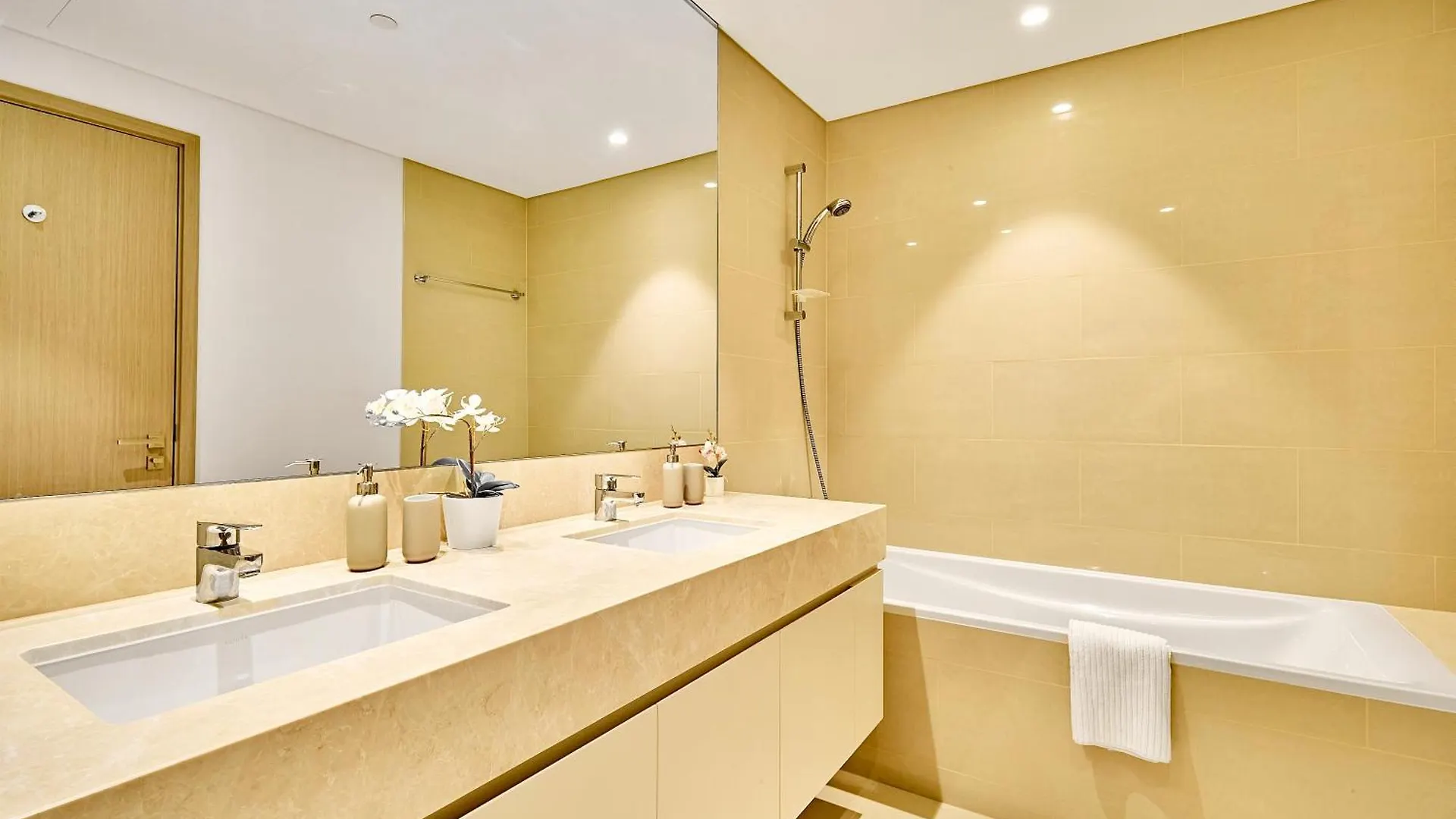Daire Majestic Act 2Bedroom Boulevard View Dubai