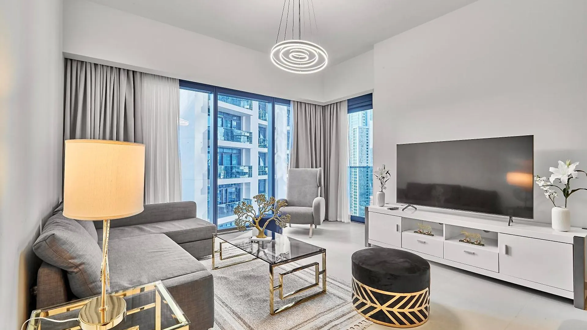 Majestic Act 2Bedroom Boulevard View Dubai